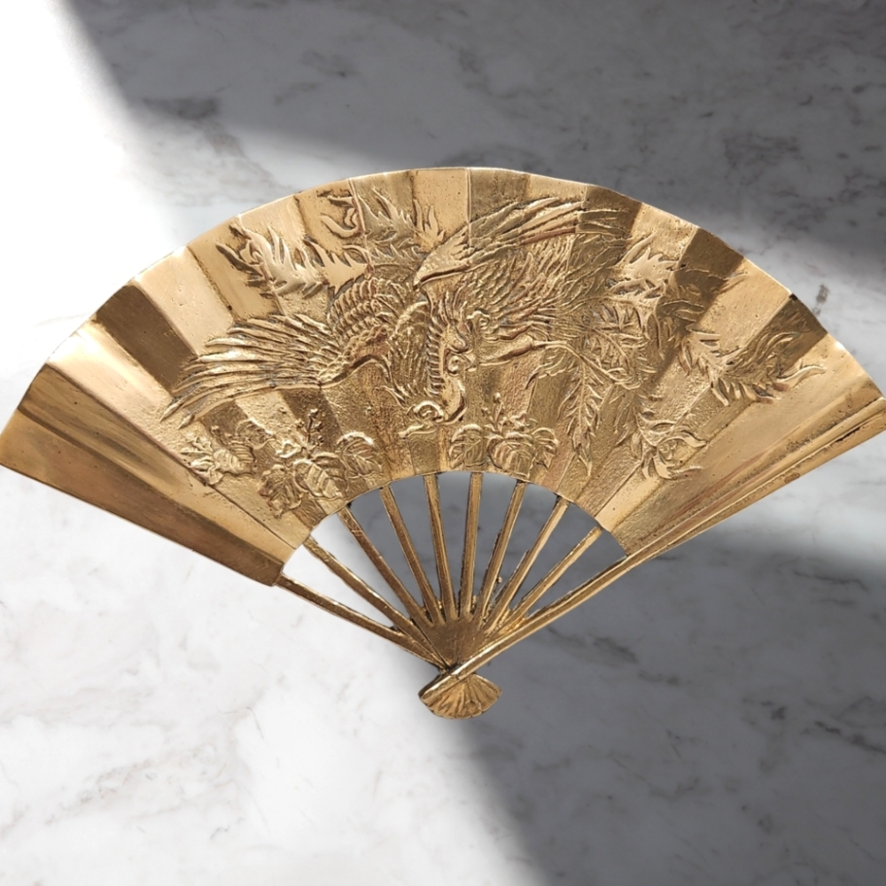 Vintage Solid‎ Brass Oriental Style Hand Fan Raised Phoenix Dragon Wall Decor